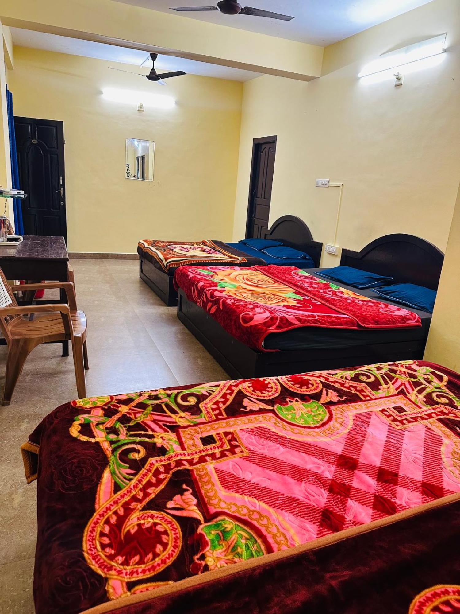 G Mount Budget Stay Munnar Exterior photo