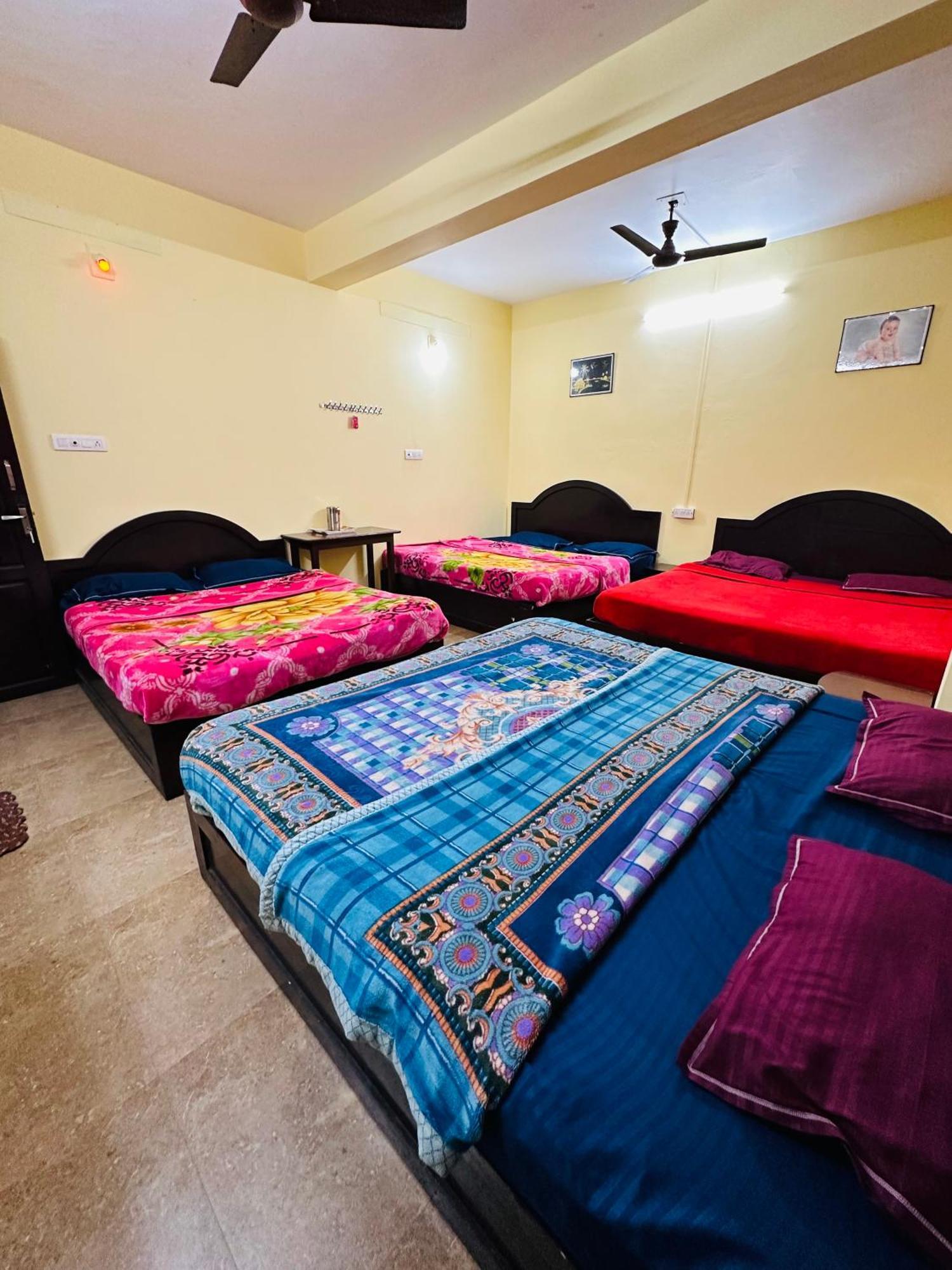G Mount Budget Stay Munnar Exterior photo