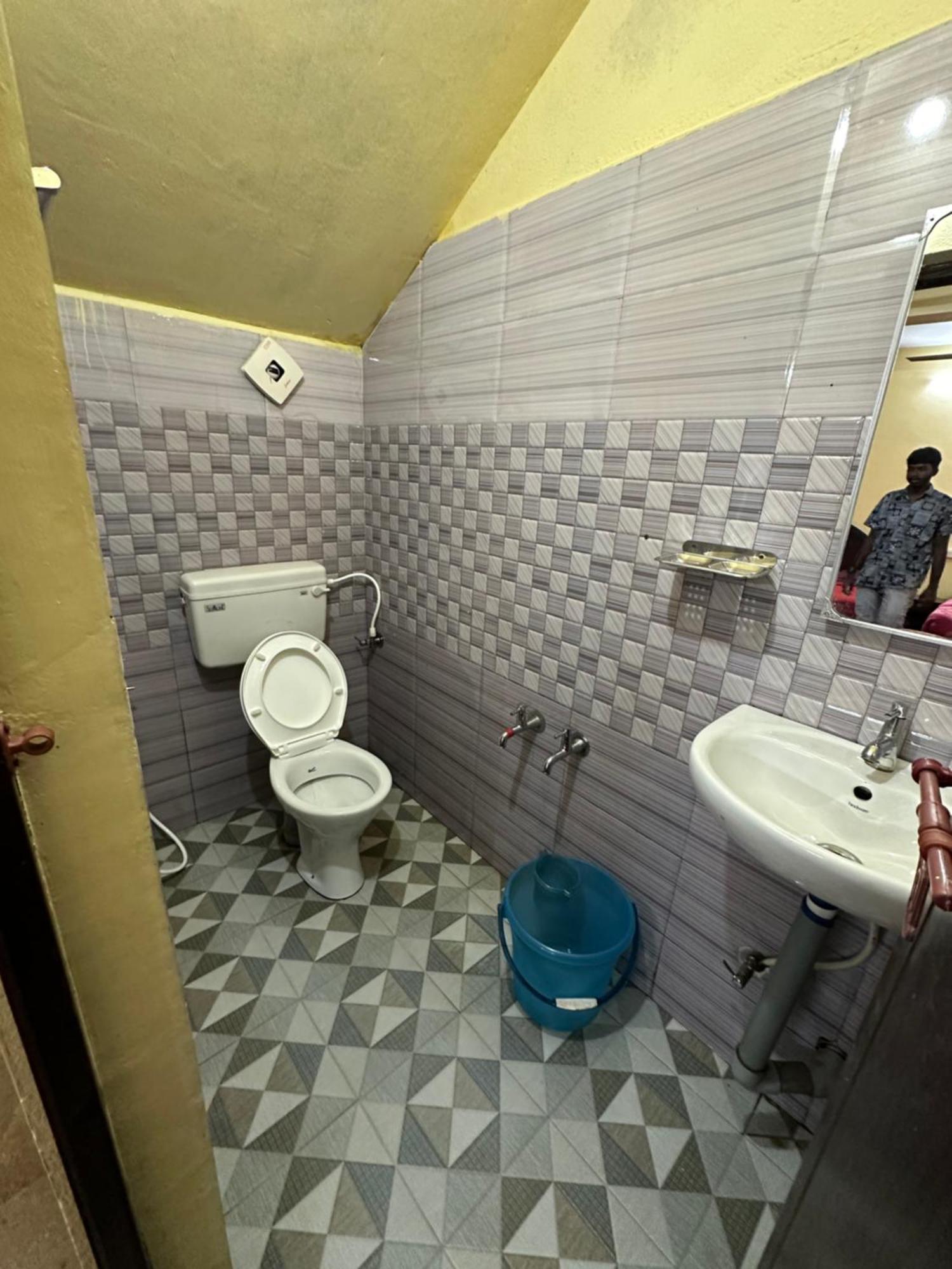 G Mount Budget Stay Munnar Exterior photo