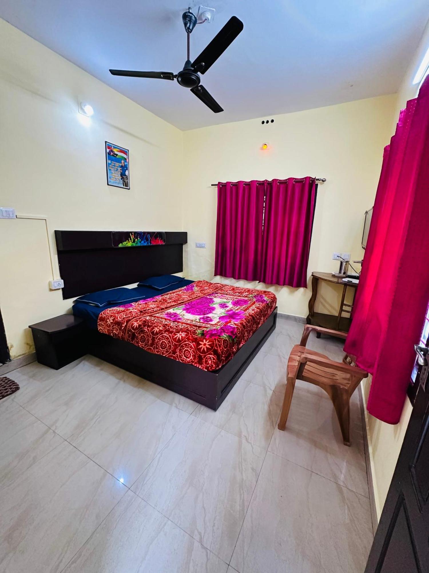 G Mount Budget Stay Munnar Exterior photo