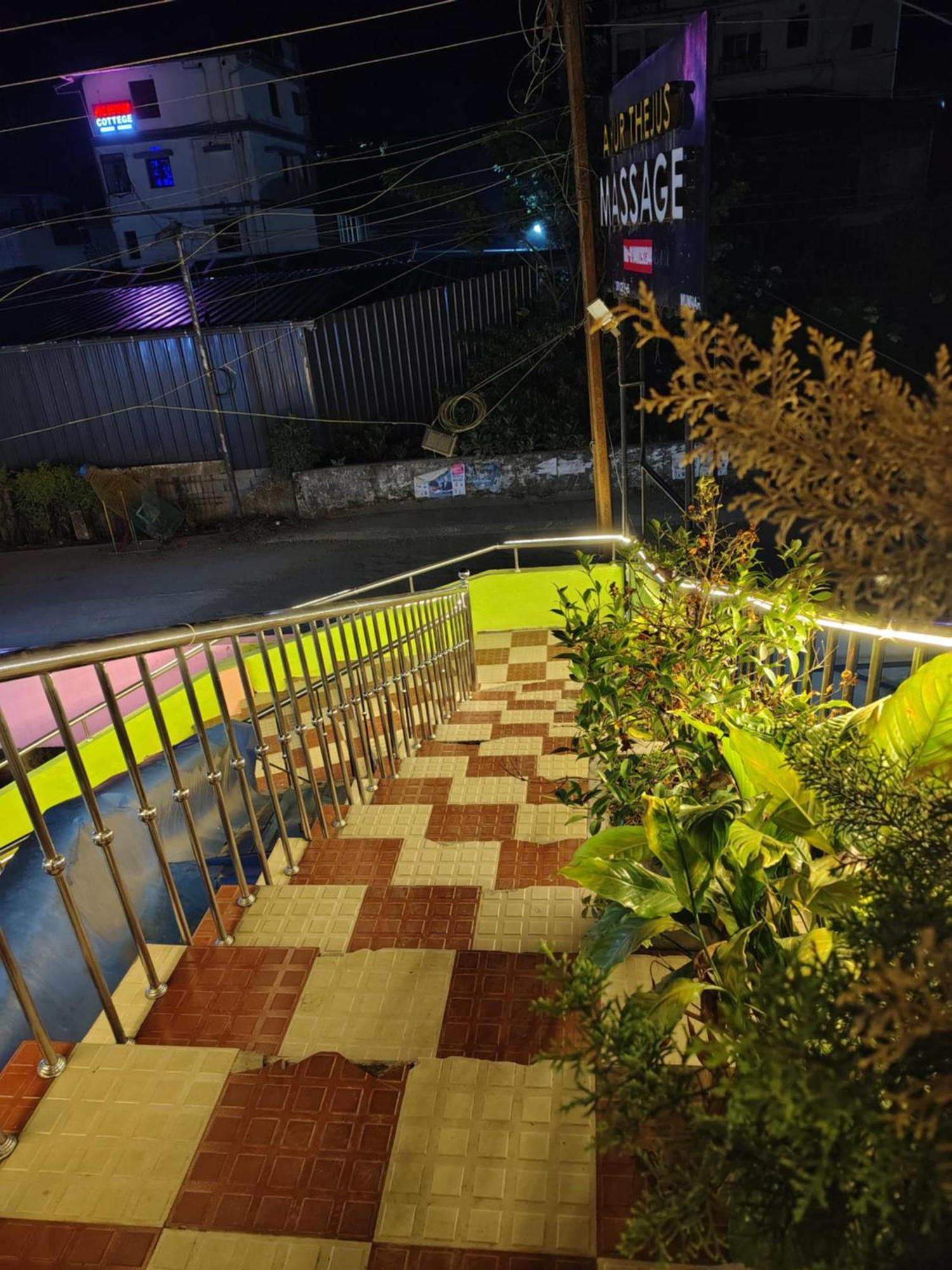 G Mount Budget Stay Munnar Exterior photo
